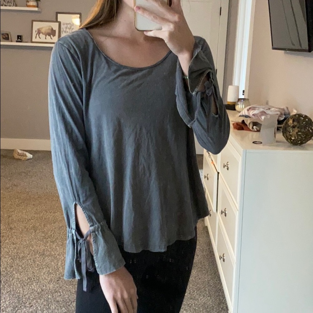 Grey shirt